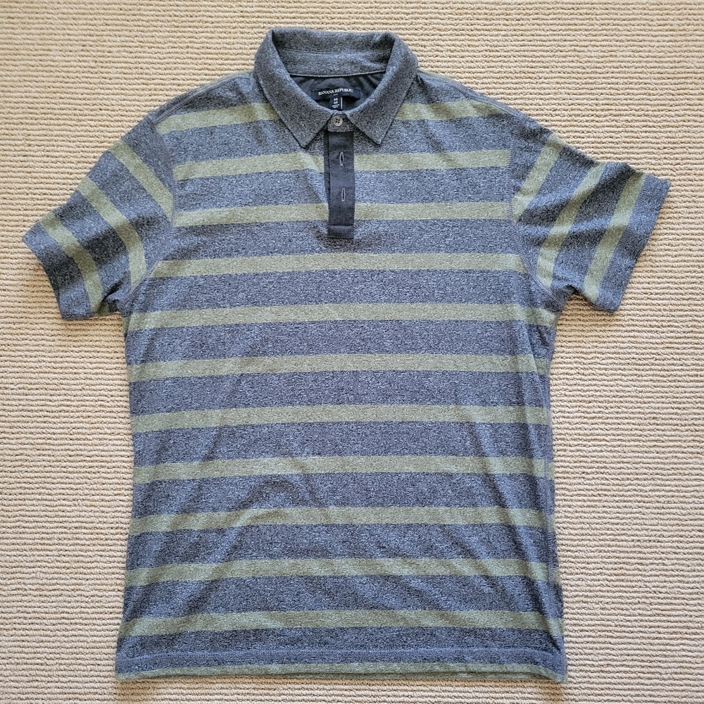 Banana Republic Men's Striped wearable light wool Polo Shirt - Gray and Green